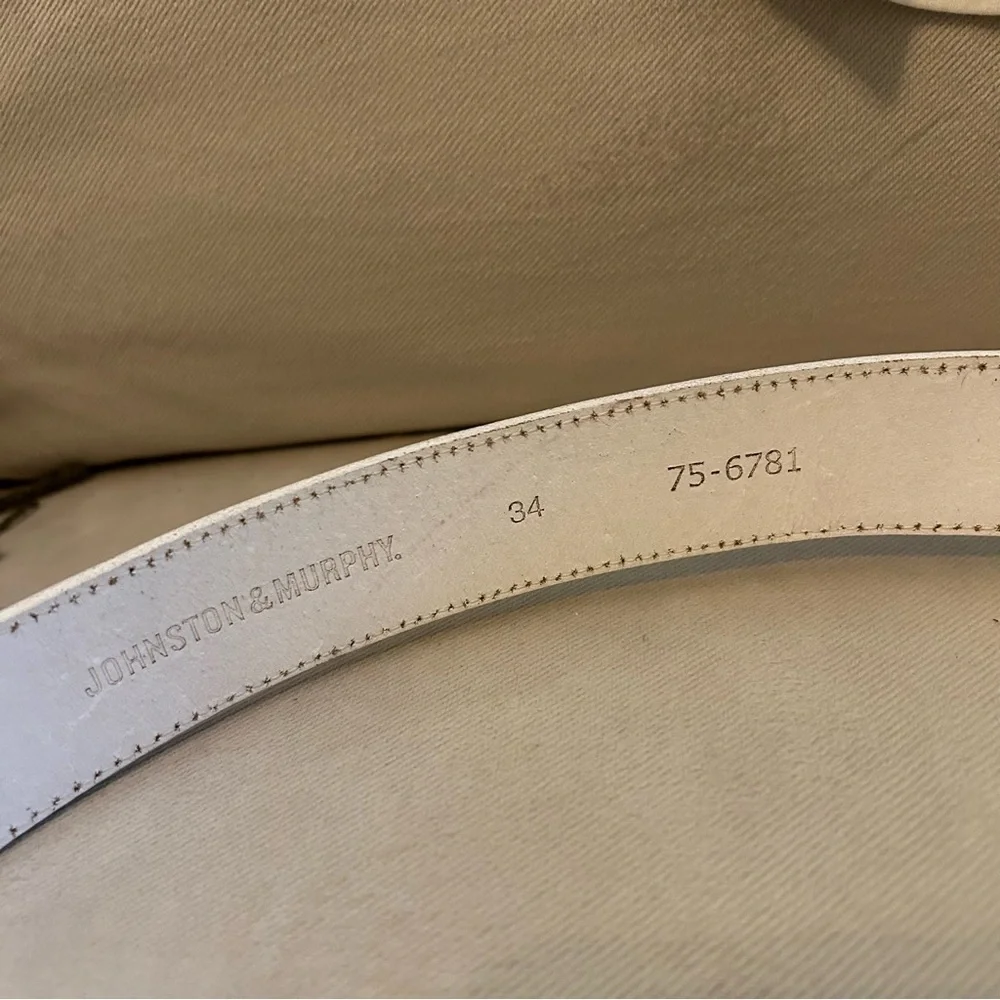 Johnston and Murphy Men's White Leather Belt, EUC size 34
